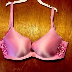 Victoria's Secret Angels Secret Embrace Bra pink pushup embroidered jewels 38C